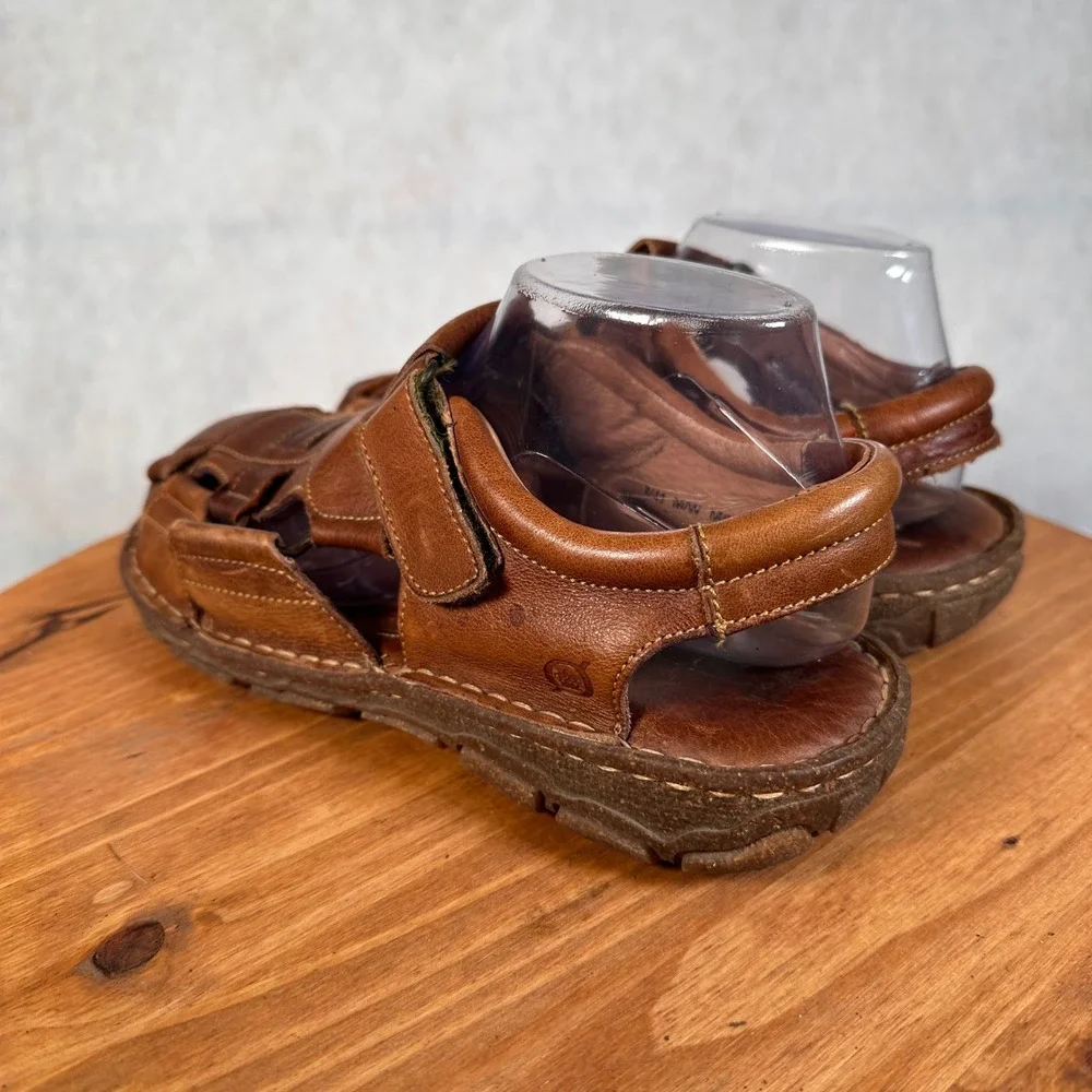 Born Fisherman Sandals Mens 8 Brown Good Leather Caged M6504 Hook Loop Strap